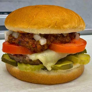 ** CHILI BURGER
